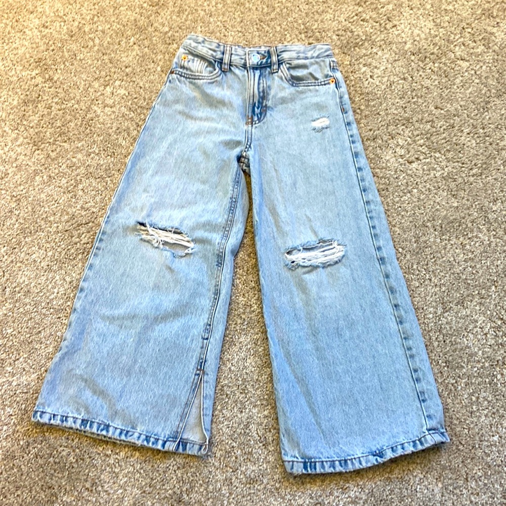 Zara jeans, wide leg, crop, Size 8 fits like a 9, adjustable waist